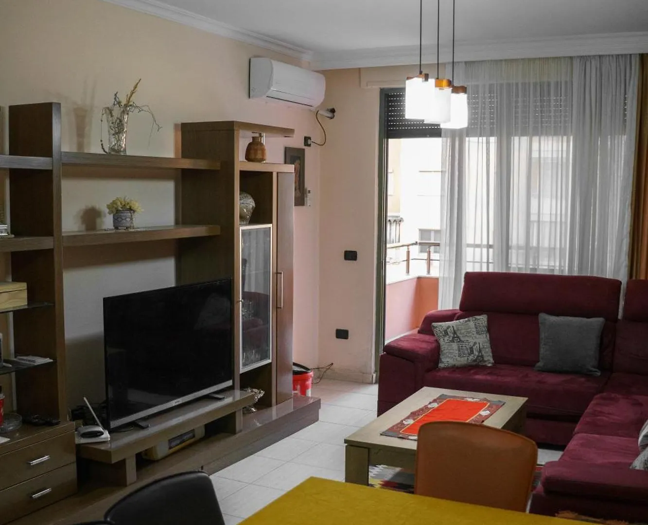 Cozy Flat At Komuna E Parisit Tirana